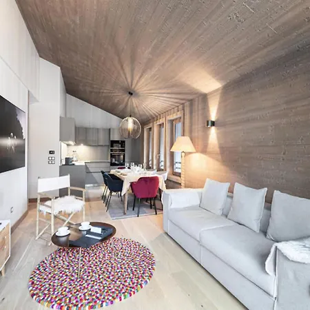 Stallion A Apartment *